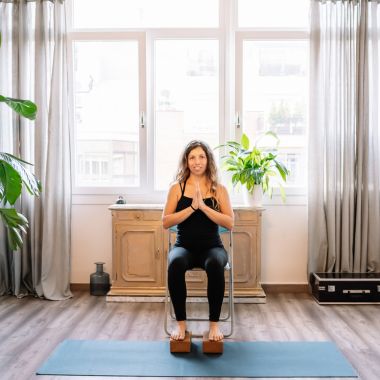 Online stoelyoga 20 juni